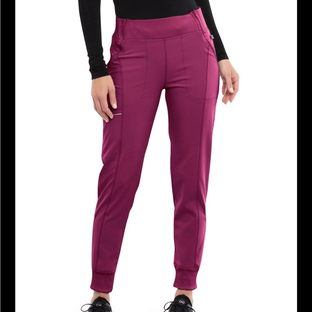Cherokee Infinity Women’s 5-Pocket Stretch Tapered Jogger Cargo Scrub Pants